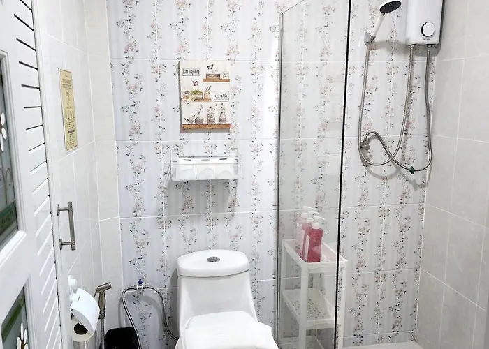 3-story House, 2-bedroom Near Bts And Sathorn Pier, Daisy And Rocco's * 방콕