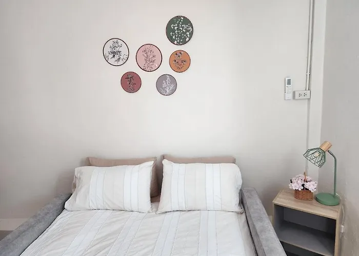 펜션 3-story House, 2-bedroom Near Bts And Sathorn Pier, Daisy And Rocco's *