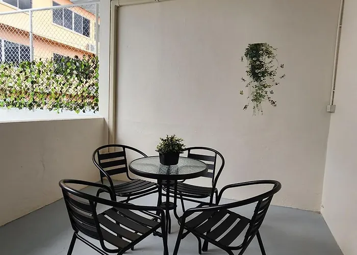 3-story House, 2-bedroom Near Bts And Sathorn Pier, Daisy And Rocco's * 방콕